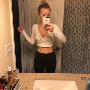 White Crop Top. XS